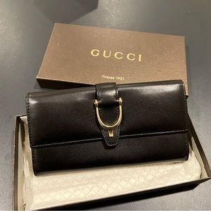 Gucci wallet